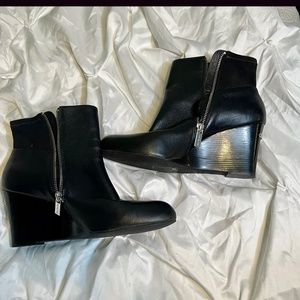 NWOT Michael Kors Black leather wedge booties
